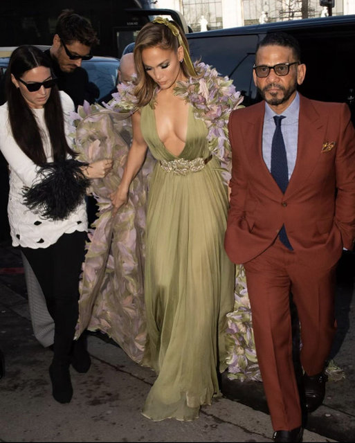 JENNIFER LOPEZ