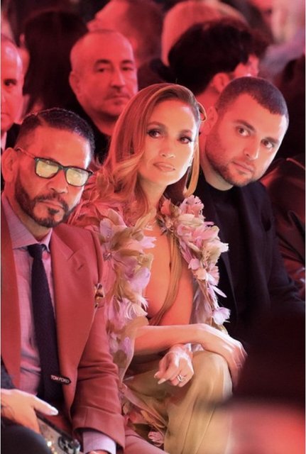 JENNIFER LOPEZ