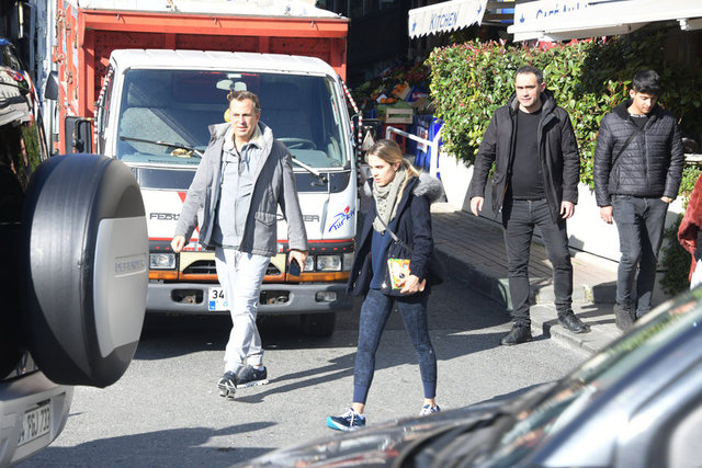MURAT ÖZYEĞİN VE YASEMİN ÖZYEĞİN ÇİFTİ HAFTA SONU BEBEK'TEYDİ...