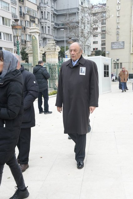 TUNCAY ÖZİLHAN