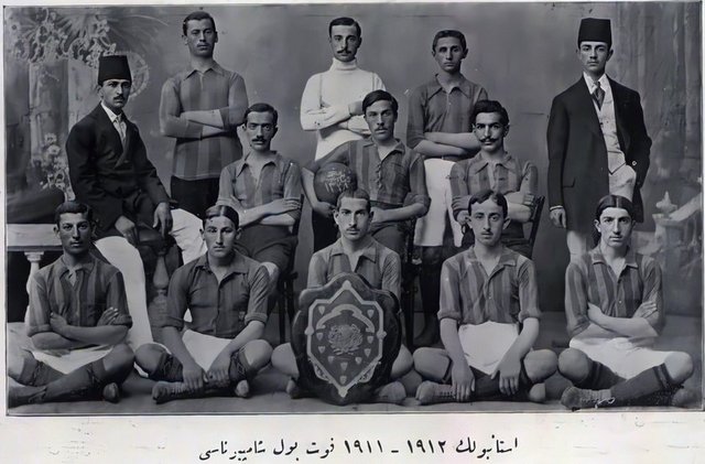 FENERBAHÇE SPOR KULÜBÜ (1911 - 1912)