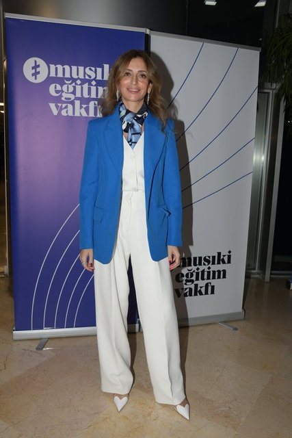 BEYZA UYANOĞLU