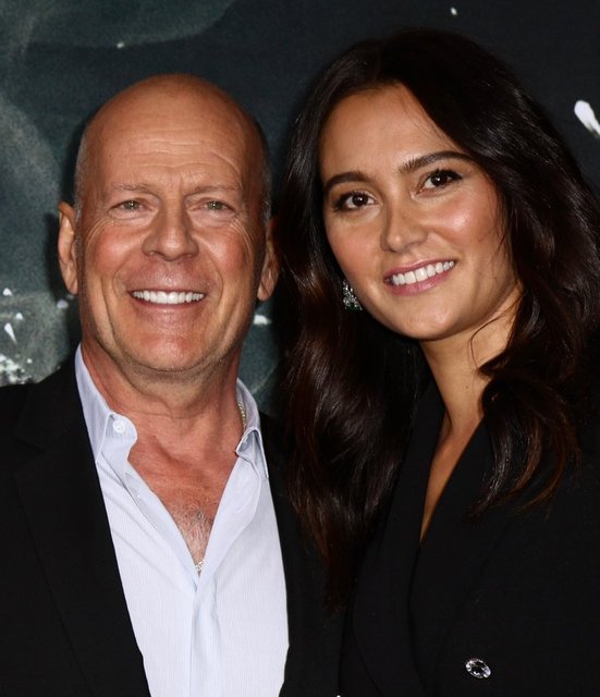 BRUCE WILLIS-EMMA HEMING