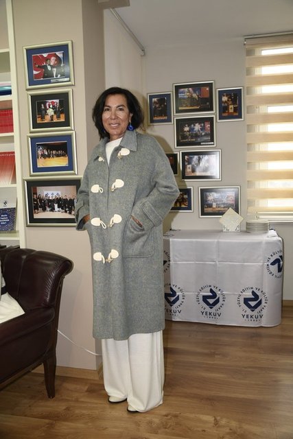 SELMA TÜRKEŞ