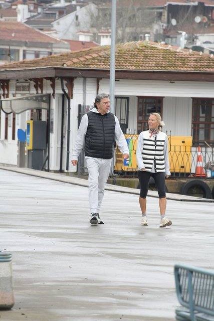 BETTINA MACHLER VE SİNAN DERELİ BOĞAZ'DA YÜRÜYÜŞ YAPTILAR.