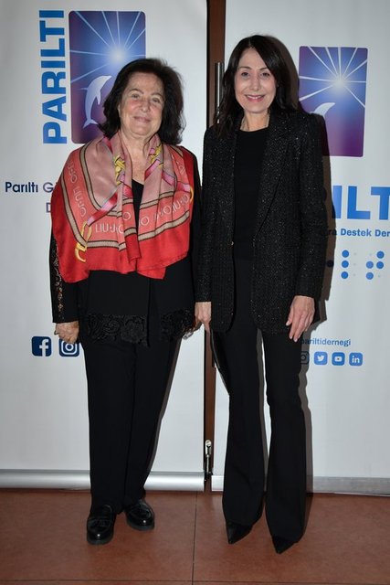 MONİK VE REYHAN İPEKEL DAVETE BİRLİKTE KATILDI.