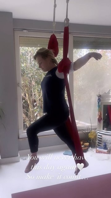 MELİSA MUTLU YOGA YAPTIĞI ANLARI SOSYAL MEDYA HESABINDAN PAYLAŞTI