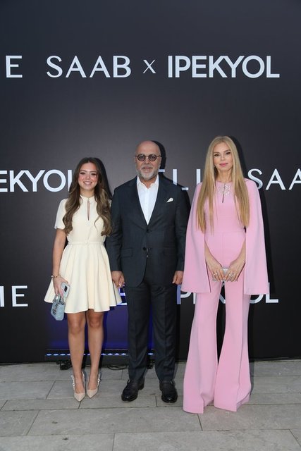 İPEKYOL YÖNETİM KURULU ÜYESİ NEJDET AYAYDIN, EŞİ EMEL AYAYDIN VE KIZI DAVETTEYDİ. -  