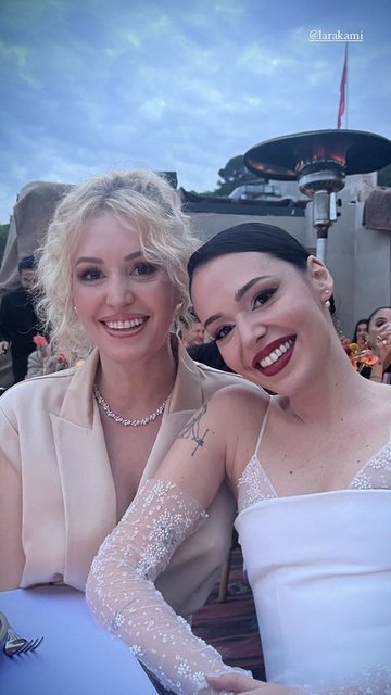 MELDA KOSİF, LARA KAMHİ