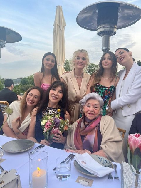 LARA KAMHİ,MELDA KOSİF