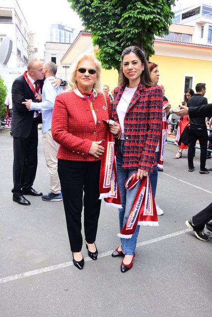 MENŞURE, NESLİHAN ÖZBEK