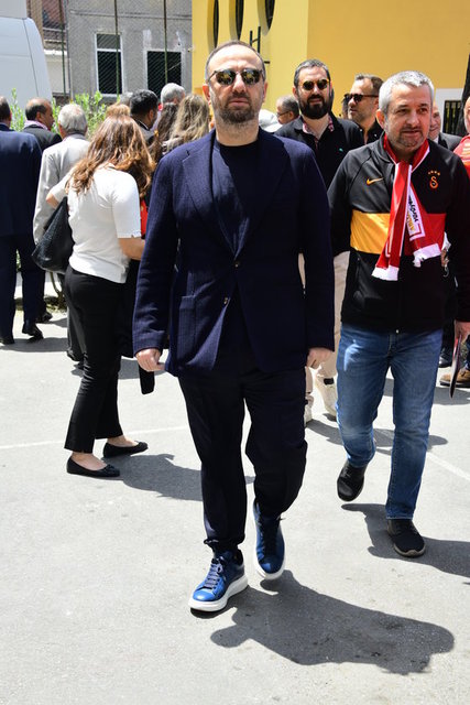 ERDİNÇ ACAR