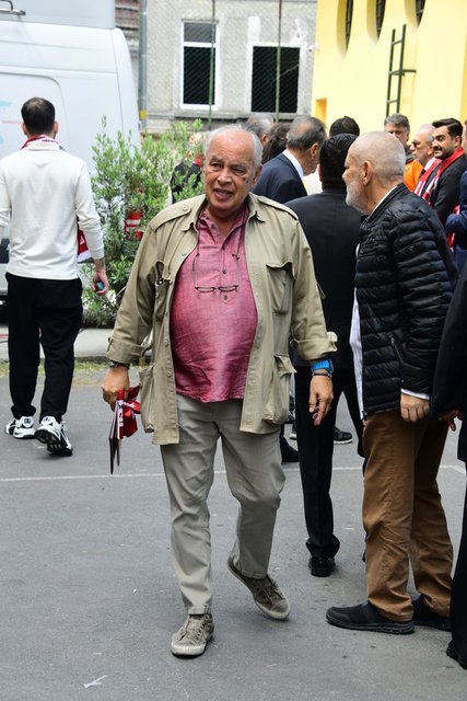 CEFİ KAMHİ