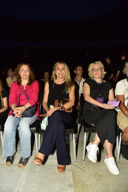 DİLEK İMAMOĞLU