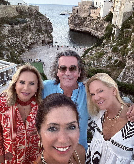 ZEYNEP ÇARMIKLI, ŞEBNEM ÇAPA, BETTİNA, URS MACHLER,
