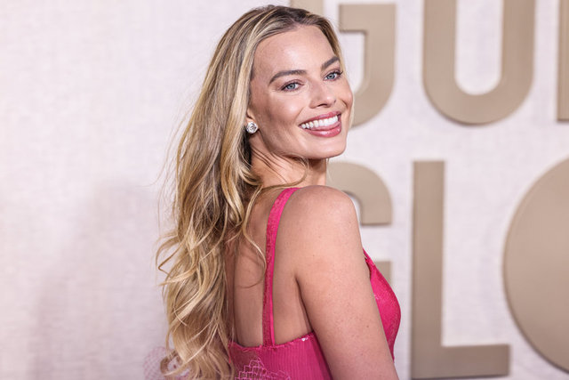 MARGOT ROBBIE