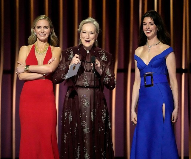 MERYL STREEP, EMILY BLUNT, ANNE HATHAWAY