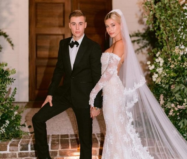 HAILEY-JUSTIN BIEBER