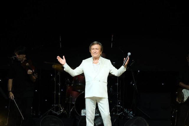 EROL EVGİN