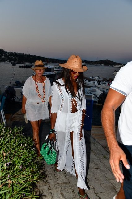 NAOMI CAMPBELL
