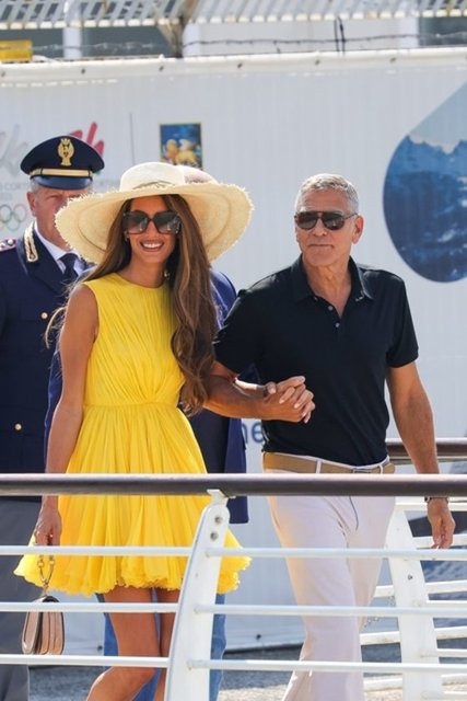 GEORGE CLOONEY İLE EŞİ AMAL CLOONEY, VENEDİK FİLM FESTİVALİ'NDE...