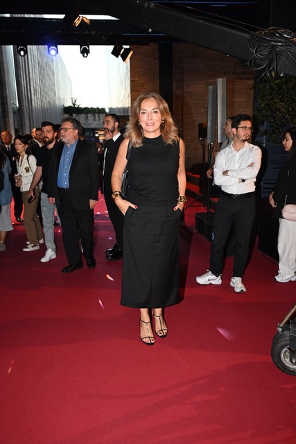 BANU ÇARMIKLI
