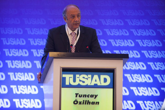 TUNCAY ÖZİLHAN
