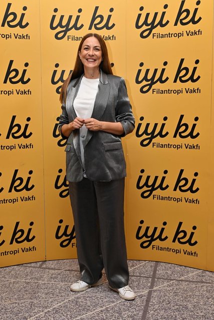 ÖZLEM GÜSAR