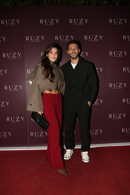 HANDE ERÇEL, HAKAN SABANCI