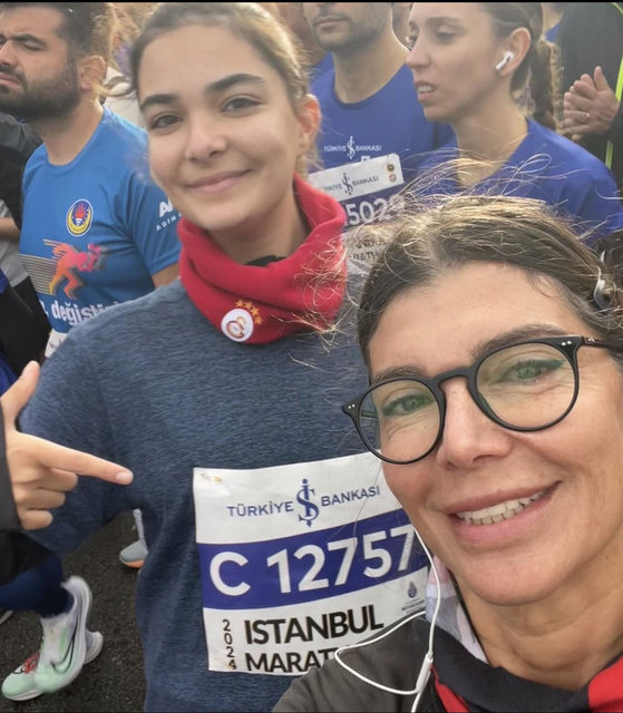 ZEYNEP, MİNA ÜSTÜNEL