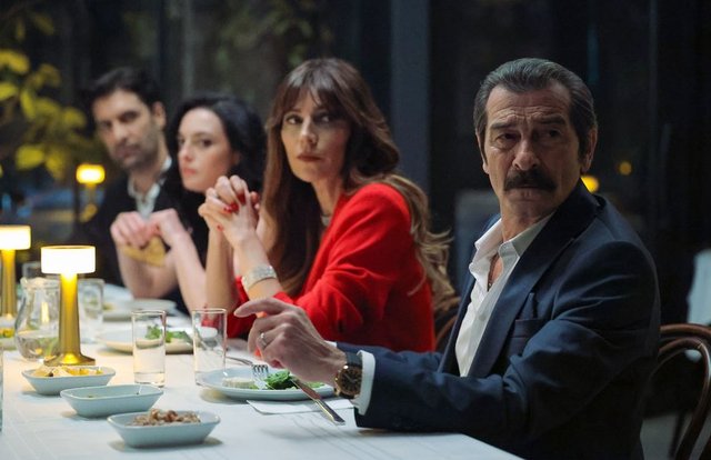 Deha 10. Bölüm Fotoğrafları