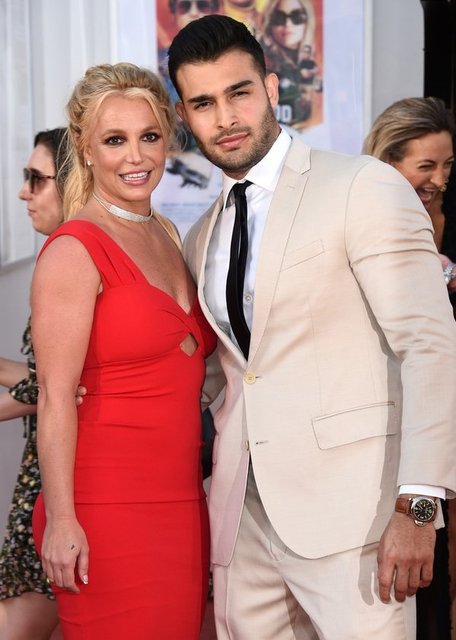 BRITNEY SPEARS VE SAM ASGHARI'NİN 14 AY SÜREN EVLİLİKLERİ RESMEN BİTTİ