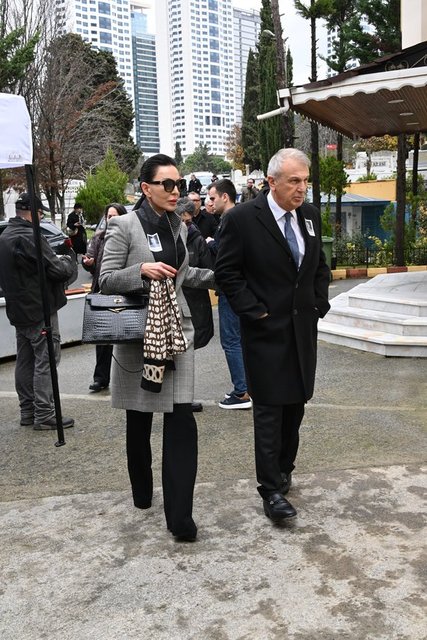 SİTARE AKDİLEK, MEHMET HANİF