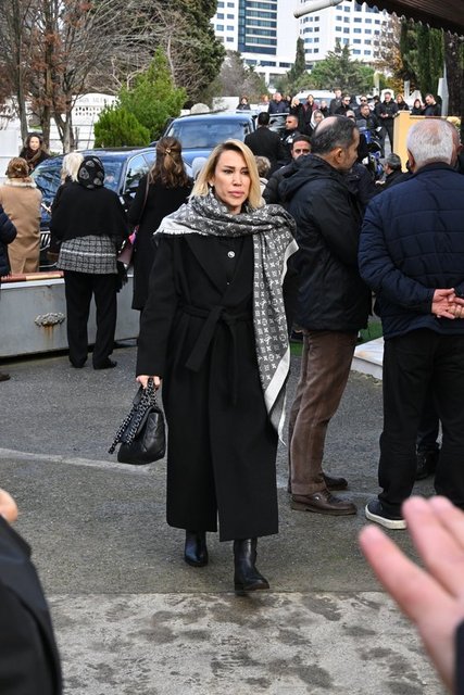 ÖZNUR YAKIN