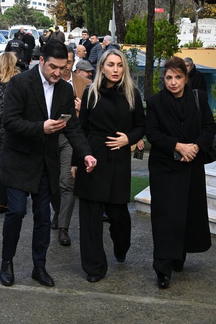 İSTANBUL BÜYÜKŞEHİR BELEDİYE BAŞAKANI EKREM İMAMOĞLU'NUN EŞİ DİLEK İMAMOĞLU'DA CANKURTARAN AİLESİ'NE BAŞSAĞLIĞI DİLEDİ.