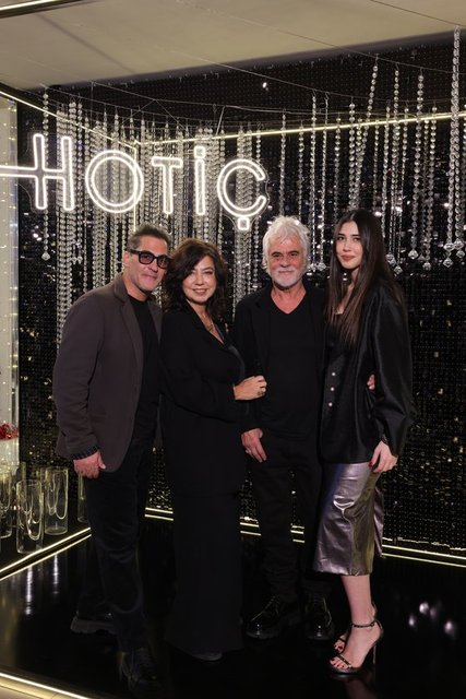 SİNAN HOTİÇ,AYŞEGÜL-AHMET HOTİÇ,ALYA HOTİÇ