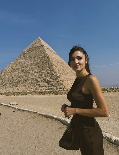 HANDE ERÇEL