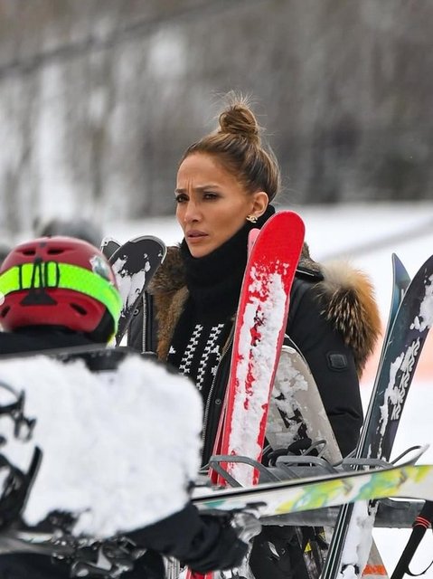 JENNIFER LOPEZ