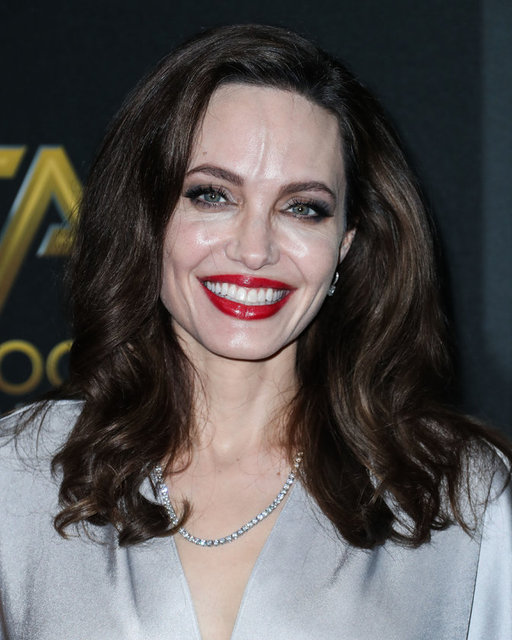 ANGELINA JOLIE