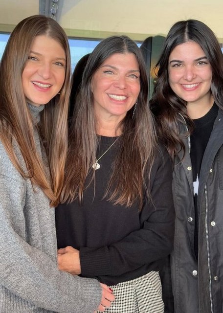 ZEYNEP, MİNA, MERVE ÜSTÜNEL