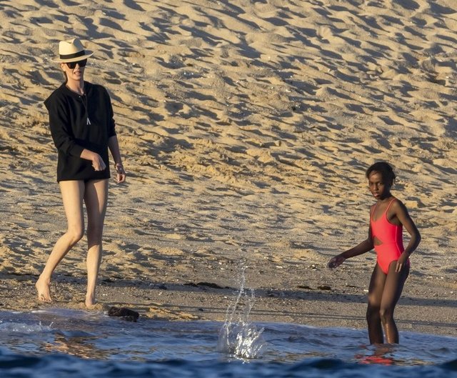 CHARLIZE THERON
