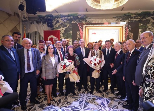 KOÇ HOLDİNG ONURSAL BAŞKANI RAHMİ KOÇ, ANKARA BÜYÜKŞEHİR BELEDİYE BAŞKANI MANSUR YAVAŞ, SEMAHAT ARSEL