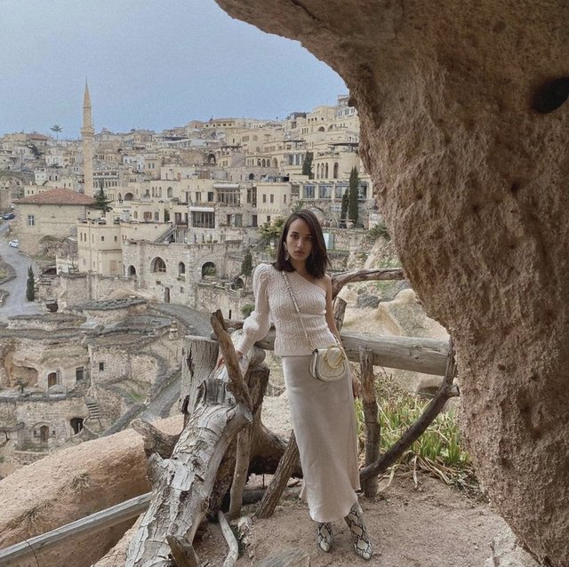 MELİSA TAPAN