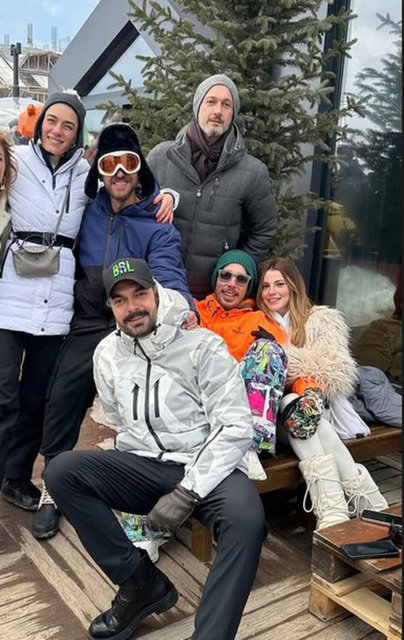 ALİCAN ULUSOY OYUNCU SEVGİLİSİ HANDE SUBAŞI VE DOSTLARIYLA BİRLİKTE ERCİYES'TE TATİL YAPTI.