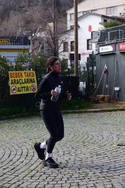 ZEYNEP ÜSTÜNEL
