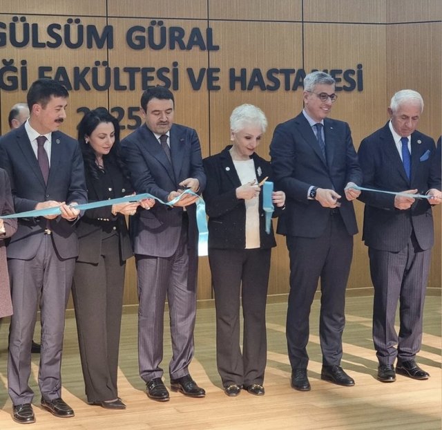 SEMA GÜRAL SÜRMELİ, GÜLSÜM GÜRAL, SAĞLIK BAKANI PROF. DR. KEMAL MEMİŞOĞLU, NAFİ GÜRAL