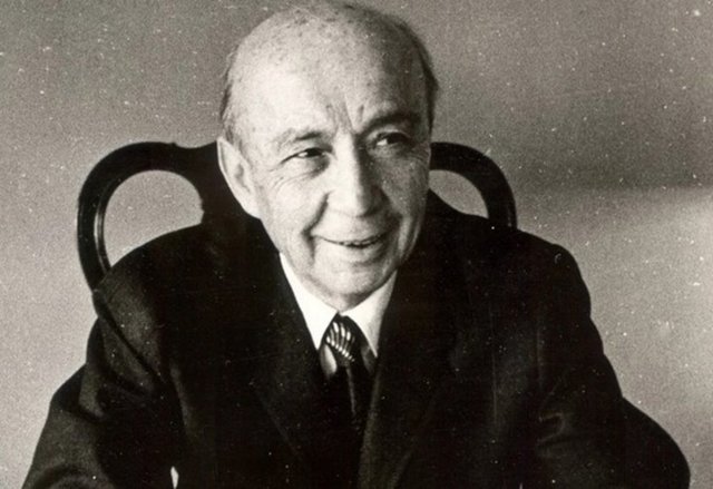 VEHBİ KOÇ