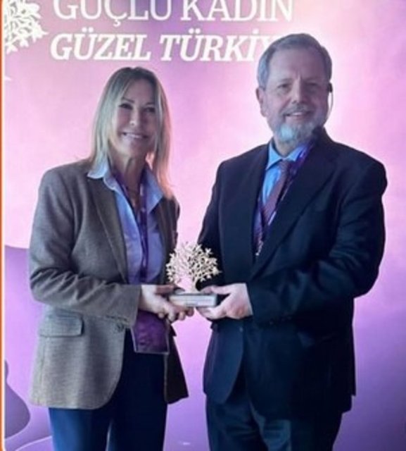 ÜMİT BOYNER