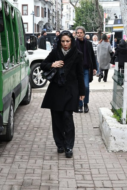 ASLI EKŞİOĞLU