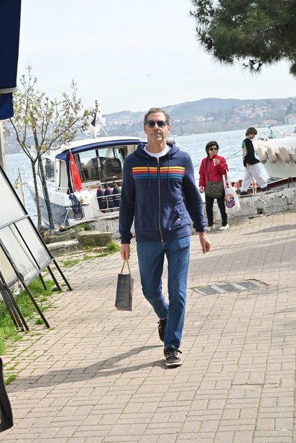 RAİF DİNÇKÖK